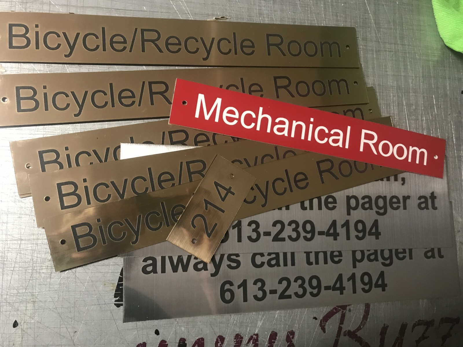 Lamacoid signs engraved with a laser